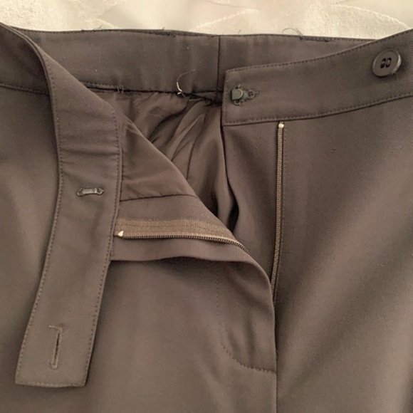 Carlisle Vintage Dark Brown Pantsuit. 48% Wool. Buttons & Stud Detailing. Size 6 - Picture 9 of 15